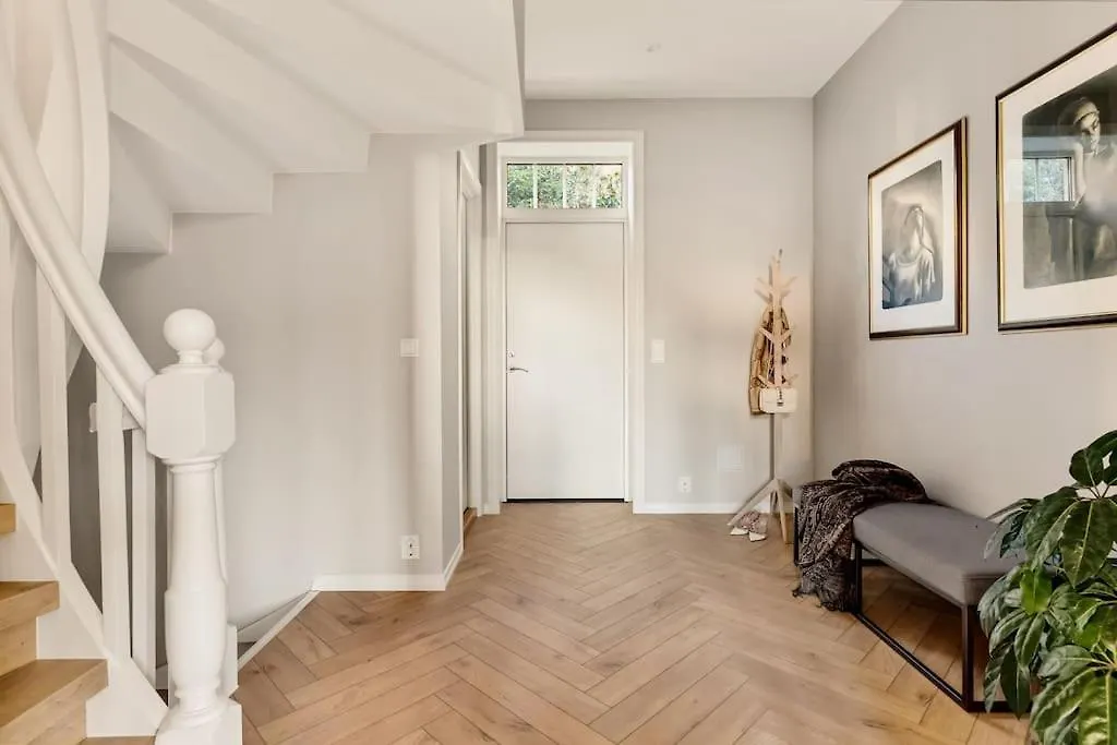 Villa Bergen. Historic Luxury Near The City Centre