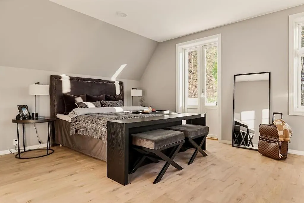 Villa Bergen. Historic Luxury Near The City Centre