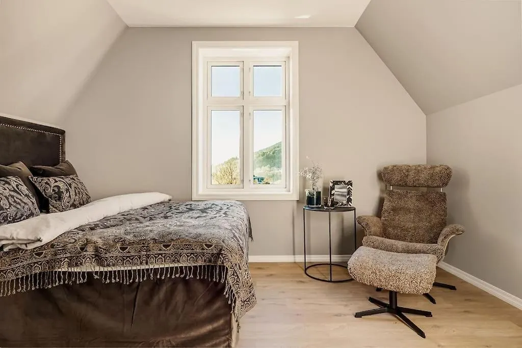 Villa Bergen. Historic Luxury Near The City Centre 0*, 베르겐